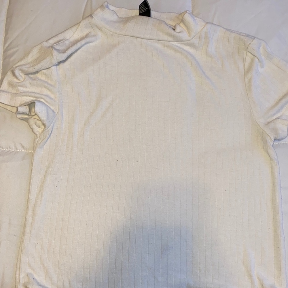 super cute white shirt